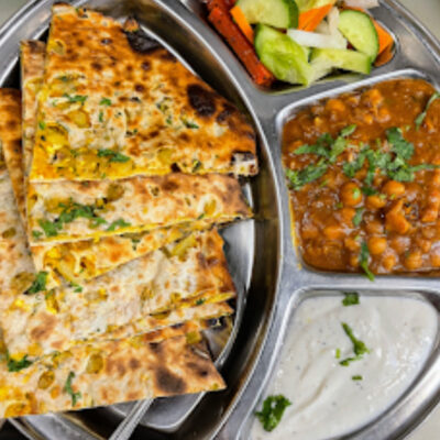 Amritsari Kulcha with Chana